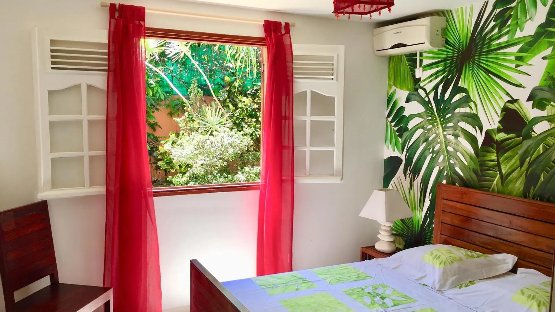 Apartment Le Pelican Rouge Le Gosier  Guadeloupe